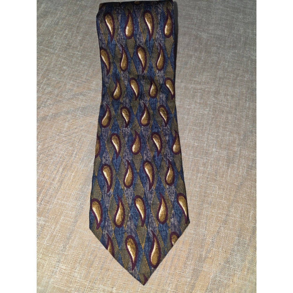 Jos A Bank Premier Collection Silk Tie Navy Gold Paisley Hand Sewn USA